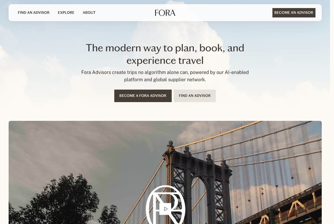 Fora Travel website — Advisor Platform design example