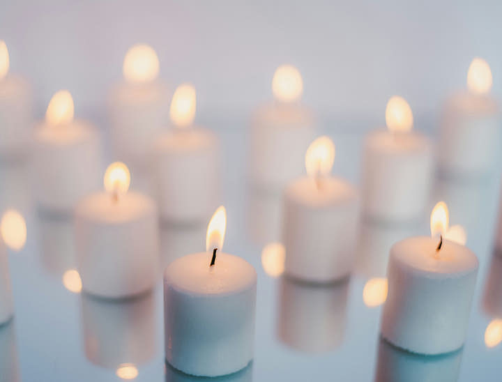 Candle Website Examples - 5 Sites That Light Up the Web