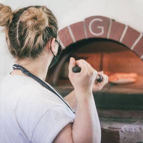 Equip your pizza shop.