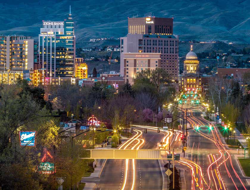 the city of Boise, Idaho at night