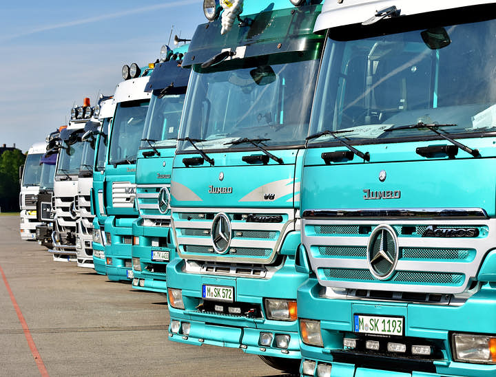 How to Start a Trucking Business