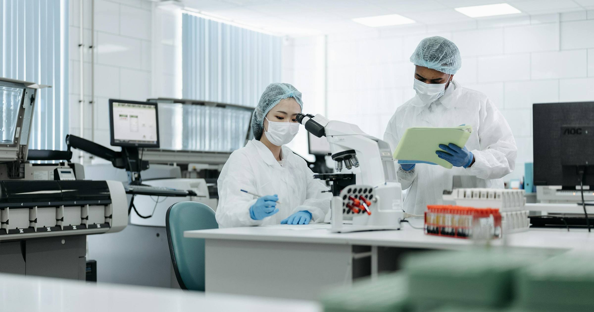 Laboratory Website Examples - 5 Sites Taking Science to New Heights