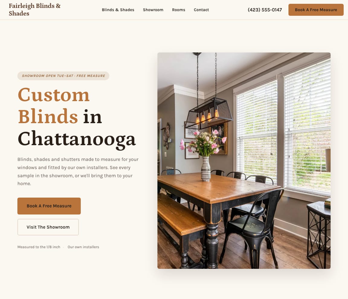 Home page of the Custom Blinds Showroom website template, with the headline “Custom Blinds in Chattanooga”